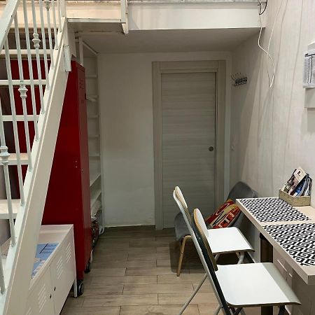 La Casina Di Lia In Via Dei Tribunali Неаполь Екстер'єр фото