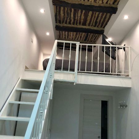 La Casina Di Lia In Via Dei Tribunali Неаполь Екстер'єр фото